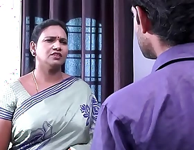 saree aunty menggoda dan berkelip ke TV membaiki chum filem