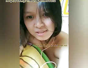 Bokep Indonesia Si Manis Tetek Gede Sangean - Download Bokep LiveCam Cewek Telanjang Bugil - xxx porn movie pepektembem