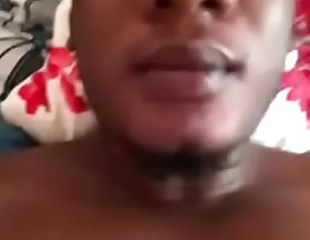 Influenza masturbation de Monsieur Wunderly haitien vivant en République Dominicaine travail comme trouper restauranteur