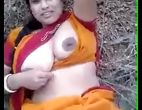 Desi bhabhi in outdoor sex