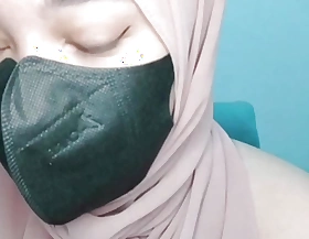 Colmek Hijab Girls Wear Fun Dildos