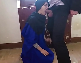 Hijab wearing beauty fucks a huge dick for extra cash
