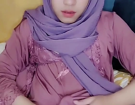 crossdress hijab solo