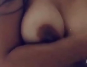 My desi show boobs mms