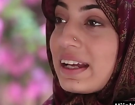 Arab girl in hijab jumps on neighbor's bbc