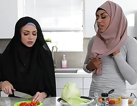 Hijab ebony babe blowjob her make believe bro