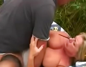Best Mom Big Tits Fucks Outside. Lihat pt2 di goddessheelsonlne.co.uk