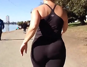 Candid - buxom asian nutbooty in yogapants
